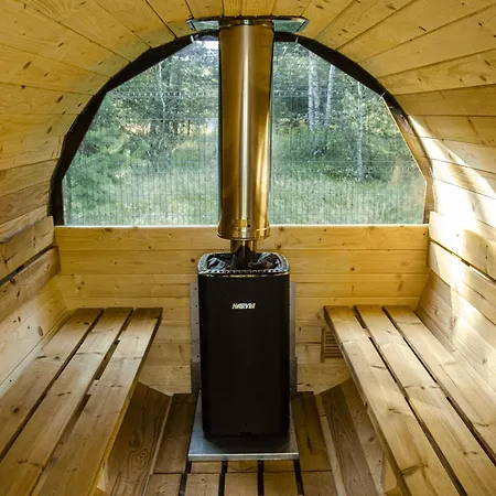 Holiday home Dom Na Krancu Lasu *